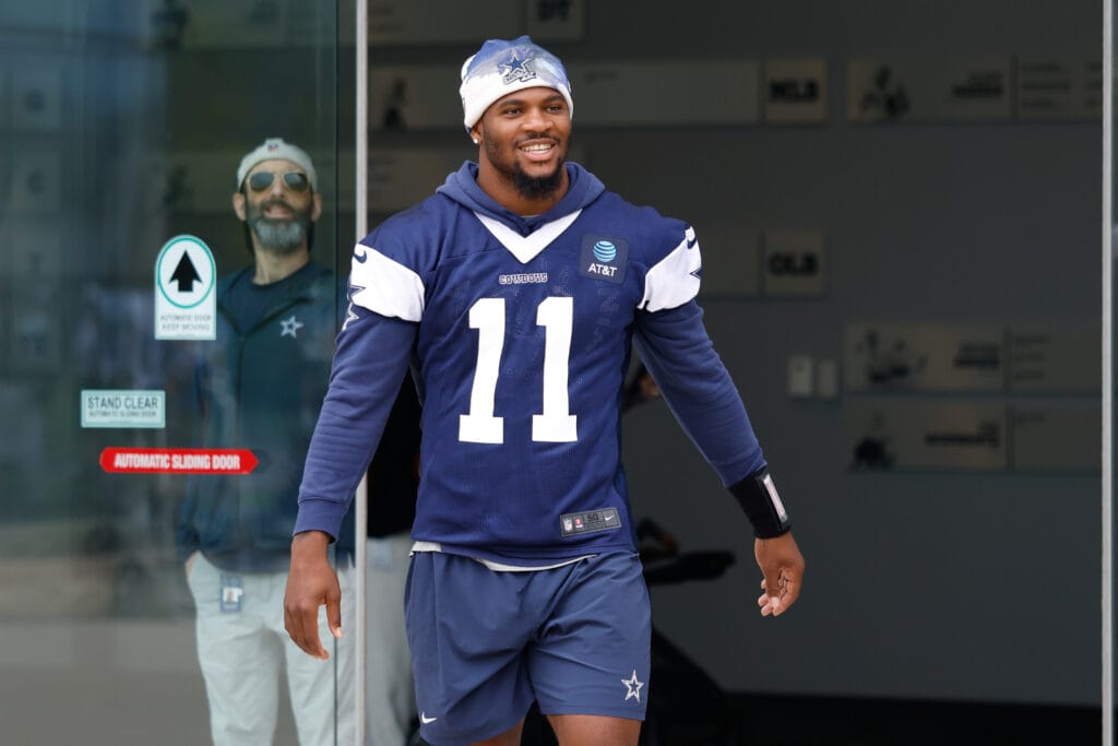 Puzzled Micah Parsons says Dallas Cowboys are costing themselves more money by waiting to do deal